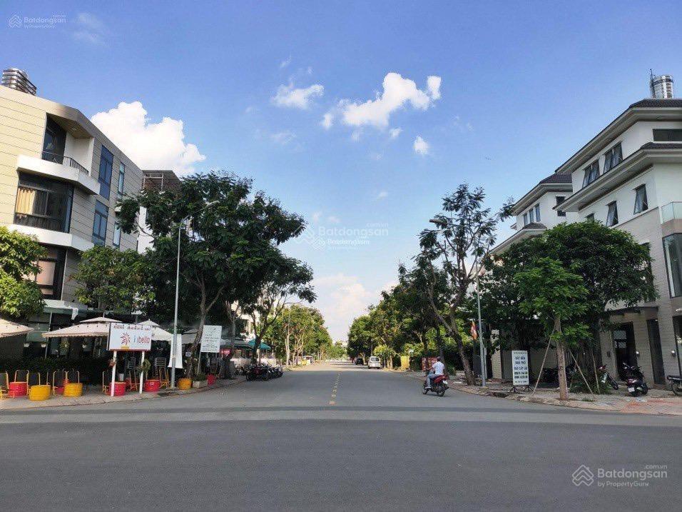 Hot! cần bán lô đất 100 m2 khu dân cư 153 ha cát lái, giá 65 tr/m2, sổ đỏ riêng,  0934 026 ***
