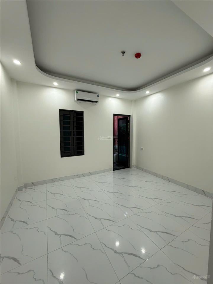 Bán nhà 54m x 5 tầng. ngay gần bến xe yên nghĩa, ga tàu cát linh và vành đai 4