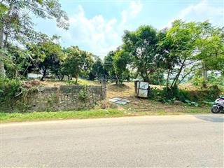 Lô góc 2 mặt tiền trục chính nhuận trạch lương sơn hoà bình.