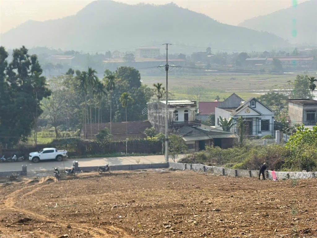 Cần bán đất đông xuân, quốc oai, hà nội view đẹp làm nghỉ dưỡng đầu tư phân lô