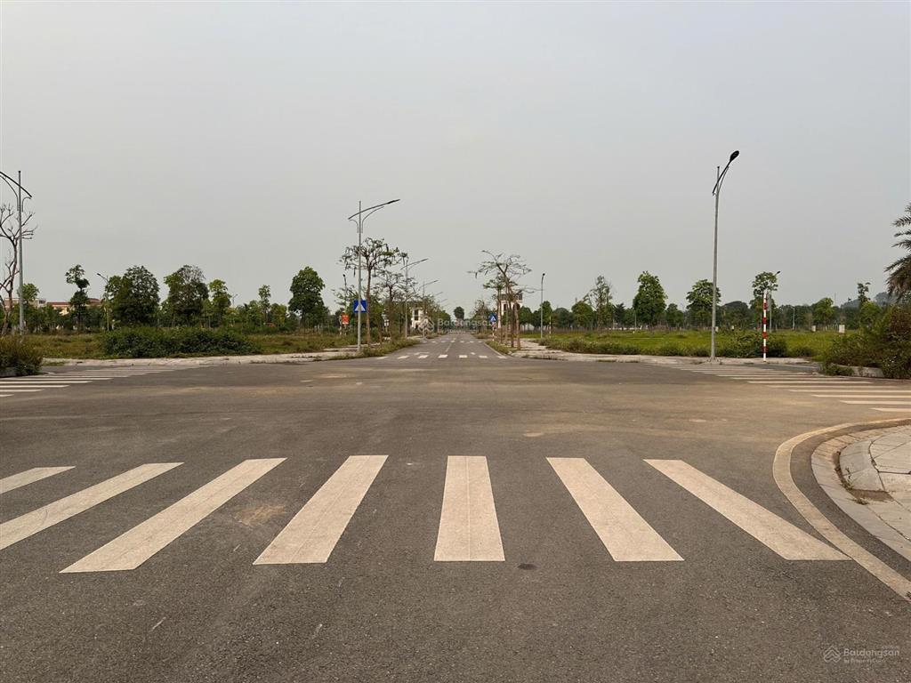 Cần bán nhanh 182m lô góc vị trí cực đẹp của lương sơn hòa bình