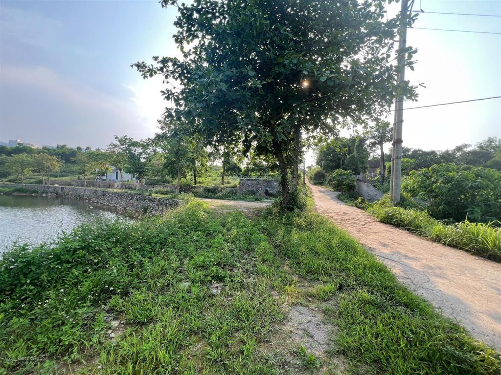 Bán đất view hồ siêu phẩm có 102, 1441m lướng sơn hoà bình