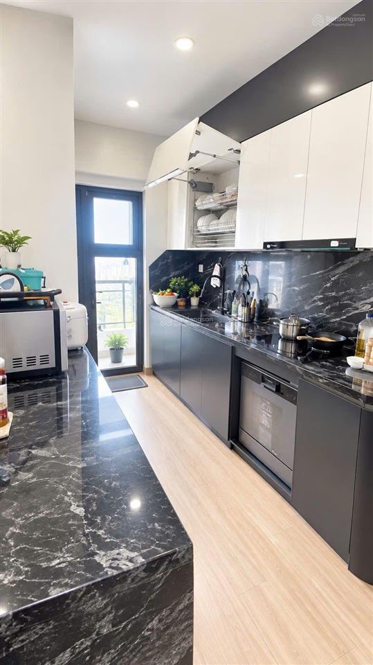 The sakura 3n79m. chỉ 5,49 tỷ tầng view siêu đẹp. hướng mát căn góc thoáng đẹp. tk đẹp