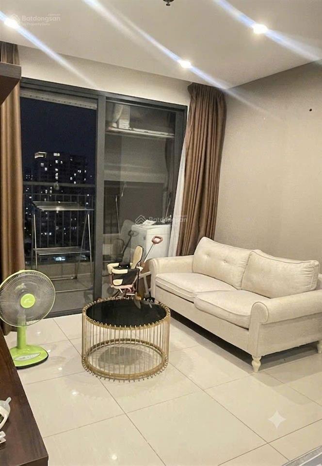 1n+ s201. 43m2. tầng trung siêu đẹp. full đồ đẹp. giá chỉ 3250. sang tên