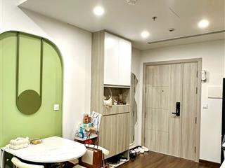 2pn+ | 63m | tầng trung | căn góc siêu đẹp giá chỉ 5,6 tỷ full nội thất