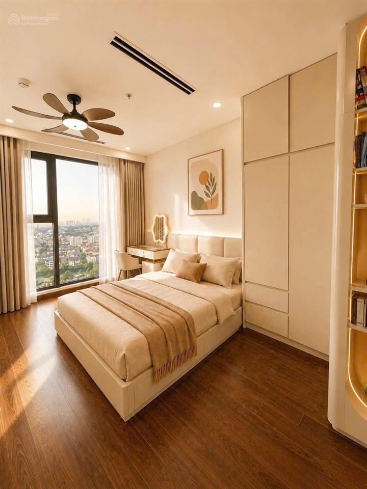 2n+ 65m2. tòa i1. full đồ cực xinh tầng trung view thoáng đẹp. bc đông nam. sẵn sổ giao dịch ngay