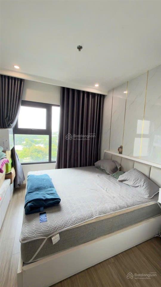 Phân khu s2. 2n1w 55m2. full đồ sẵn sổ. giao dịch ngay. tầng trung view thoáng đẹp