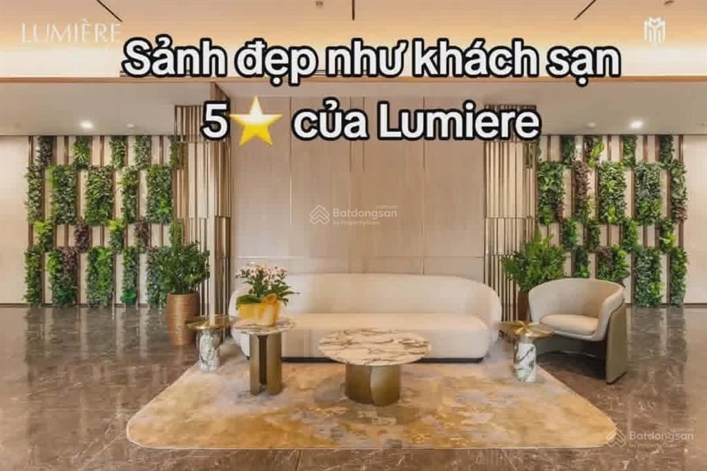 Lumiere tòa a2. 3pn | 80m | giá chỉ 7,78 tỷ bao trọn thuế phí. tầng trung đẹp. view bể bơi.