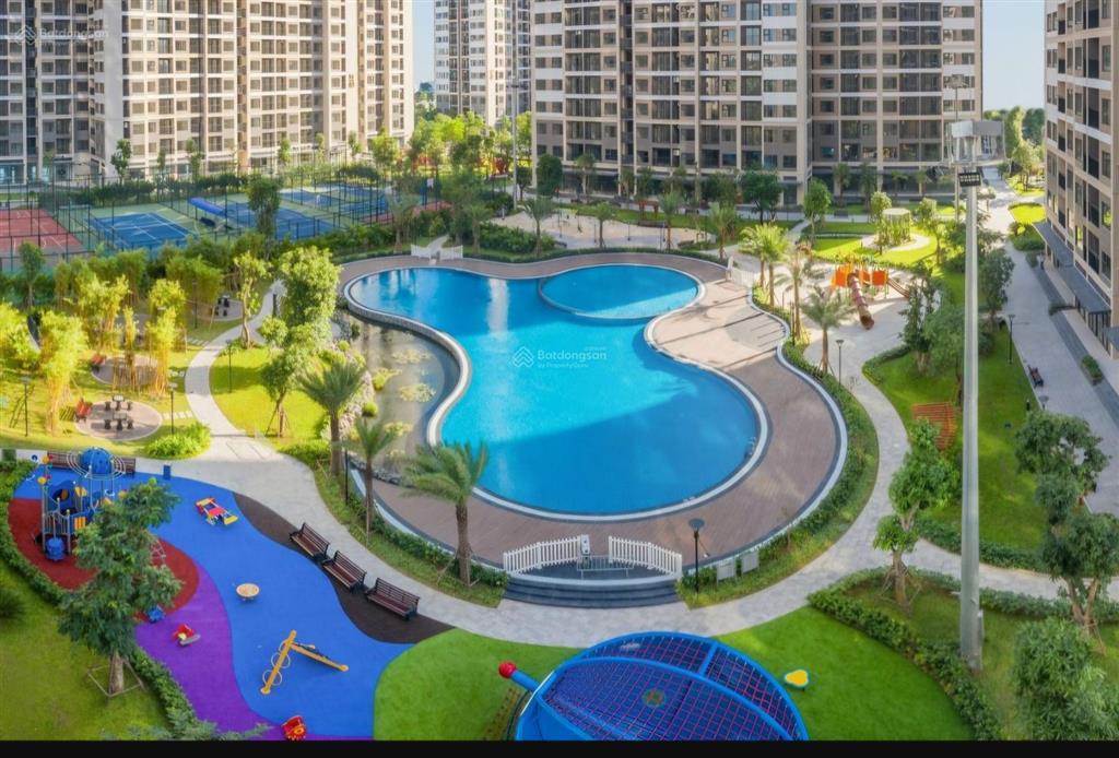 Giá 3 tỷ 750 căn 2n + 64m2. tầng trung đẹp. bc đông bắc view thoáng đẹp