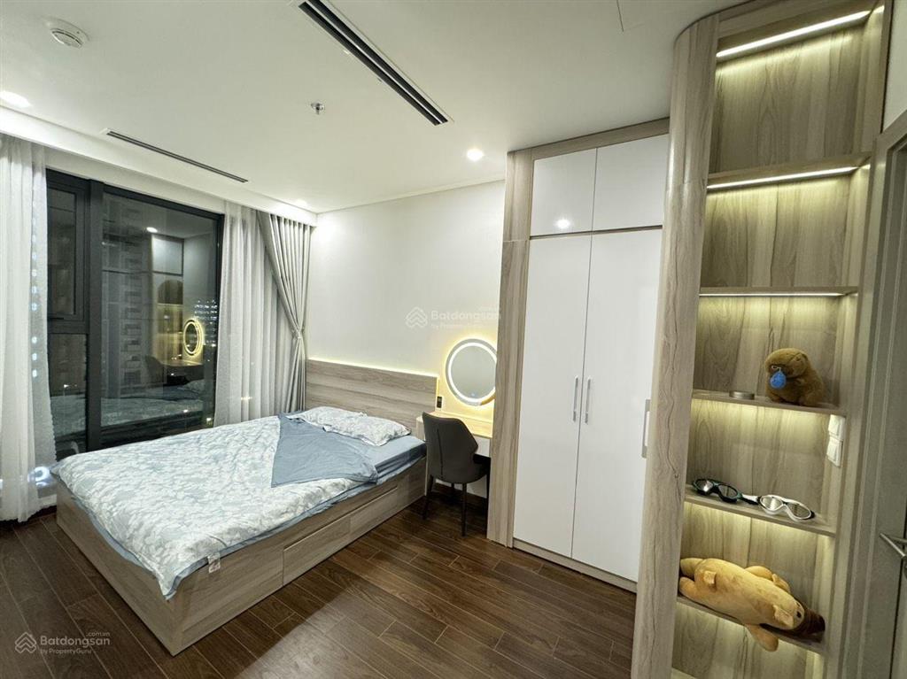 Masteri west heights 2pn hơn 60m2 full đồ đẹp. view bể bơi đẹp lung linh. 5.05 tỷ