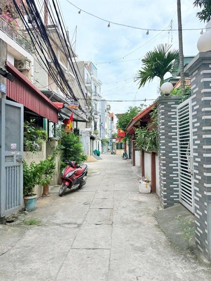 Bán nhà mới tại đường hoàng liệt dt 33m 5 tầng ôtô vào nhà giá 6,7 tỷ