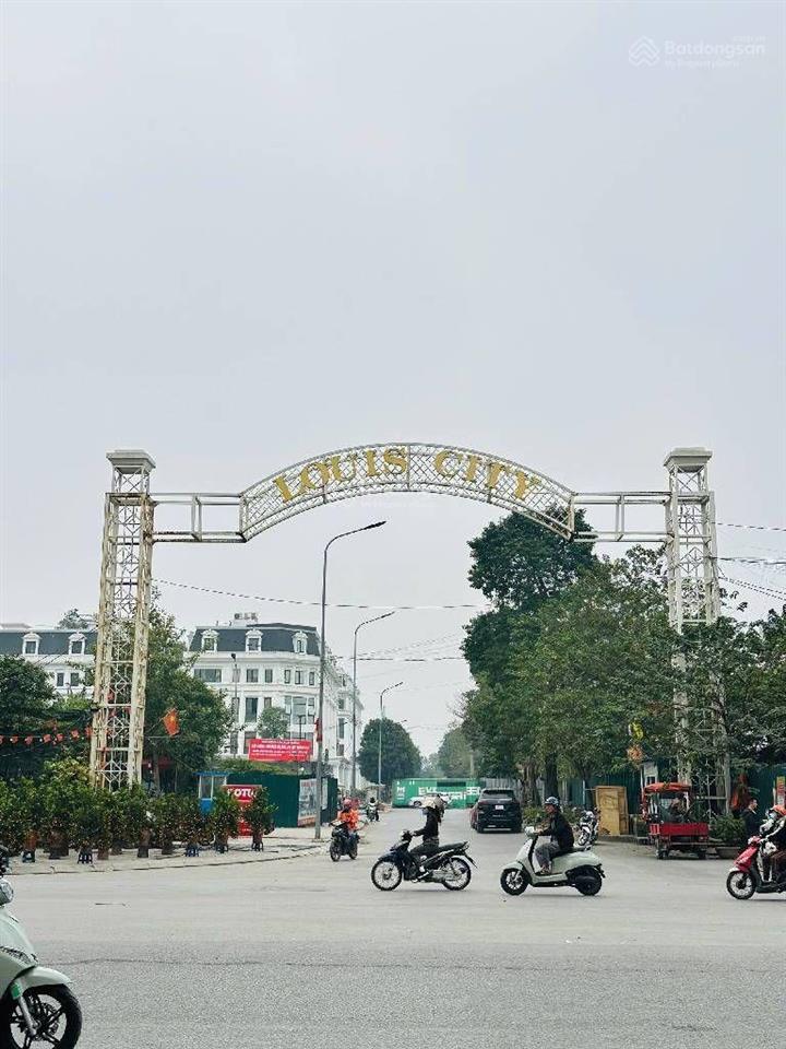 Mảnh đất quá đẹp còn xót lại tại khu đô thị, tân mai ,hoàng mai dt 110m mt 7,9m giá 31,9 tỷ