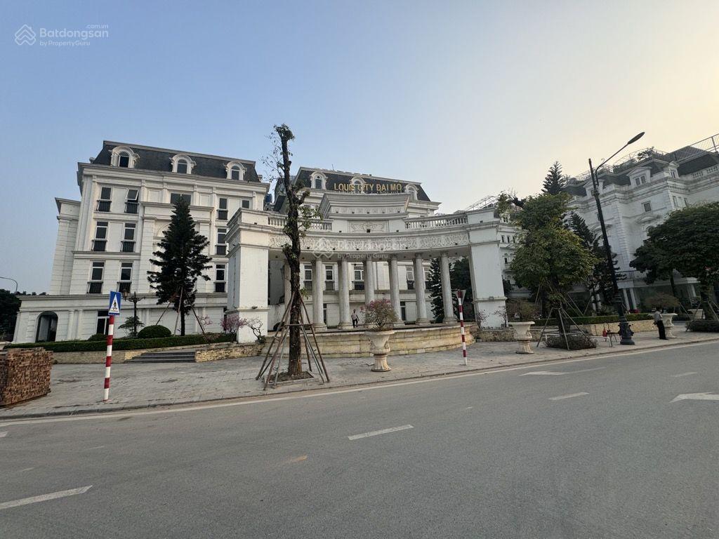 Mảnh đất quá đẹp còn xót lại tại khu đô thị, tân mai ,hoàng mai dt 110m mt 7,9m giá 31,9 tỷ