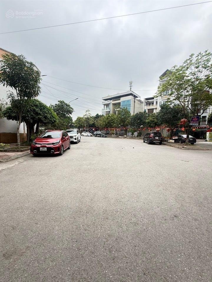 Chính chủ nhờ em bán lô đất tđc tứ hiệp dt 60m giá đầu tư 15,95 tỷ(còn thương lượng)