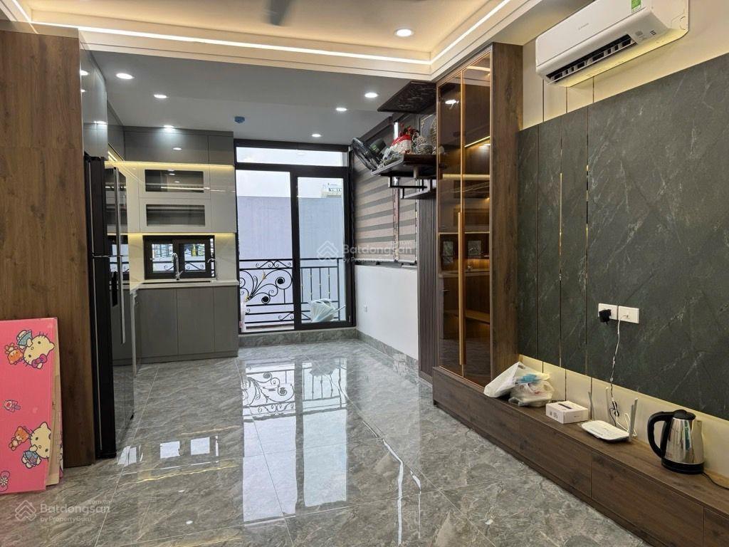 Bán nhà đẹp thang máy tại phố hoàng liệt dt 35m x 6 tầng giá 9.25 tỷ