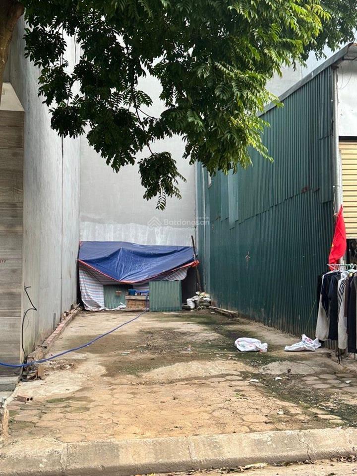 Mảnh đất phân lô vỉa hè còn xót lại tại triều khúc dt 60m mt 4,7m giá 19,4 tỷ