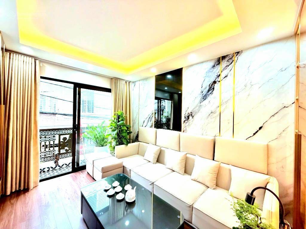 Nhà đẹp như khách sạn tại phố tân mai dt 50m 5 tầng,lô góc, ôtô tránh giá 16,7 tỷ