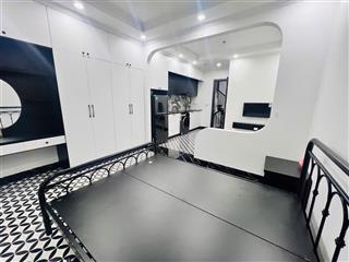 9 TỶ! CCMN NGỌA LONG 52M2X7 TẦNG, THANG MÁY, 12 PHÒNG KHÉP KÍN, ĐI BỘ RA GA METRO
