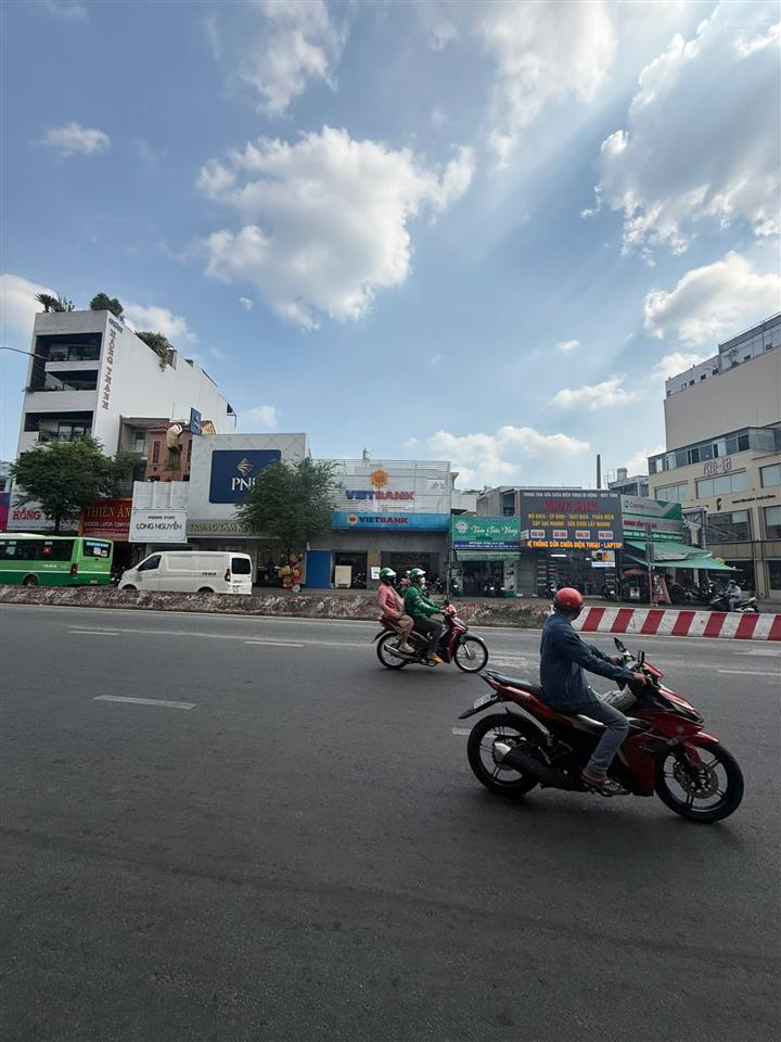 Nóng nhất quận 1 ! nhà mt ngay góc nguyễn thái học nguyễn công trứ| dt 4x16m 9 tầng|