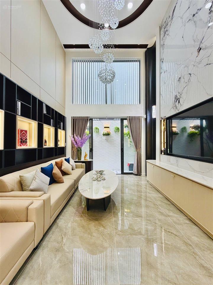 Siêu cấp nổi bật! nhà hẻm 3 tháng 2, p. diên hồng, dt 3,6 x 8,5m  2 tầng