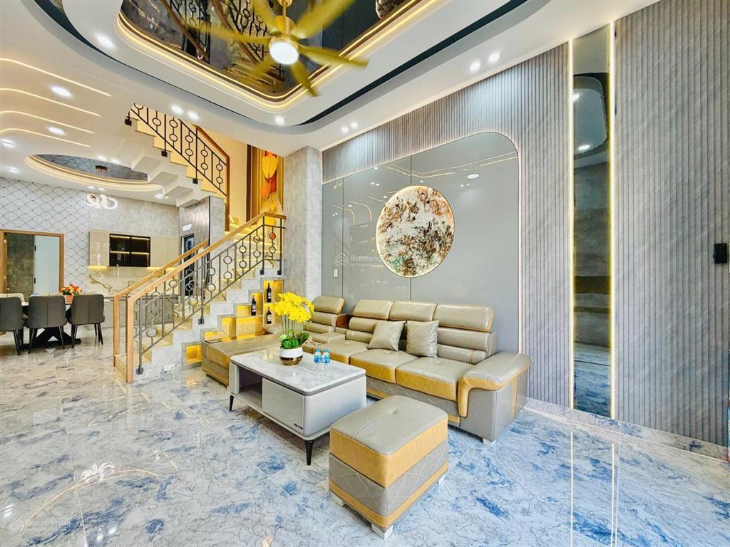 Siêu phẩm nổi bật! nhà hẻm xe hơi 6m lê đại hành, p. phú thọ | dt 4x16m  4 tầng|