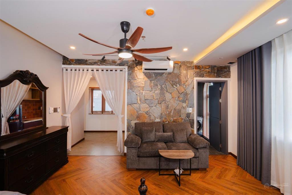 Cho thuê toà căn hộ 2 mặt tiền sơn trà có hồ bơi 16 phòng gần biển mỹ khê