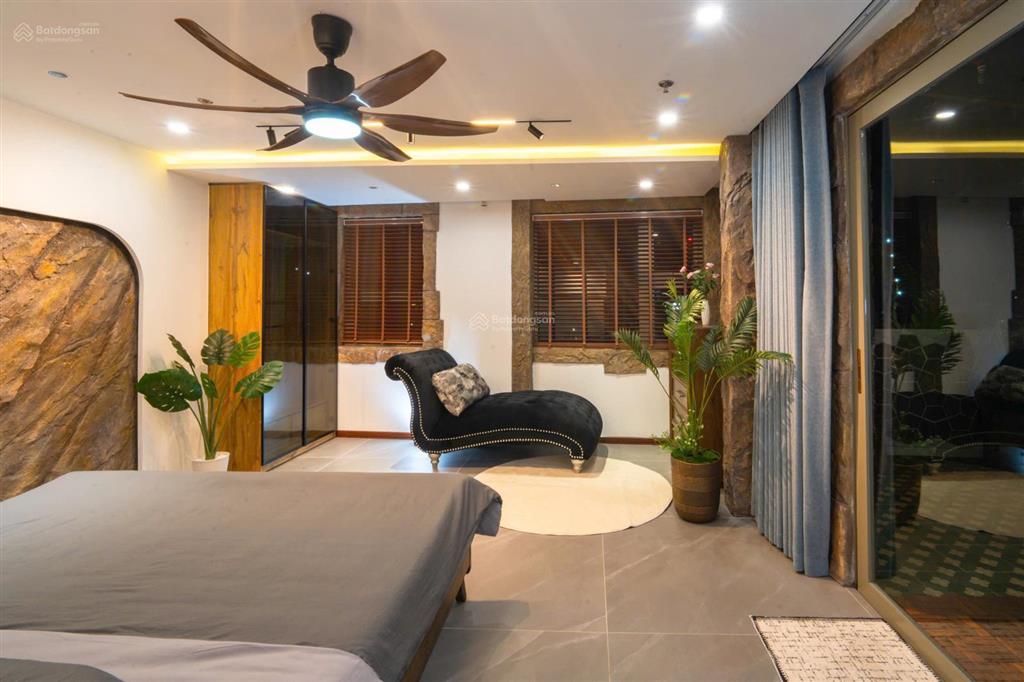 Cho thuê toà căn hộ 2 mặt tiền sơn trà có hồ bơi 16 phòng gần biển mỹ khê