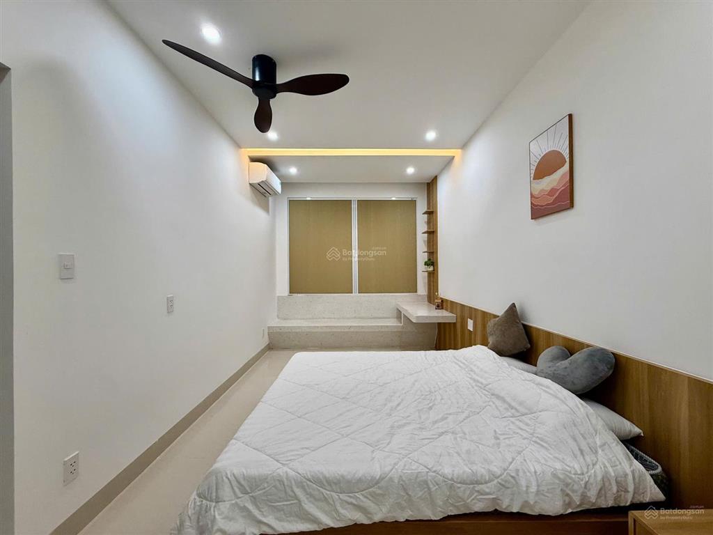 Cho thuê nhà đẹp 3 tầng 4 pn mới nam việt á