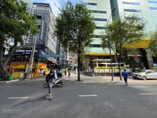 Bán dãy nhà số 8 đường lê thánh tôn, dt 10x25m, cn 229m2. góc 2 mt. hđt 15.000$. giá 380 tỷ