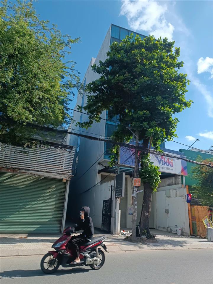 Cho thuê tòa nhà mt 209 nguyễn văn khối, hầm 7 lầu (sd 846m2), giá 70tr/1th