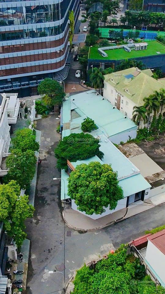 Bán đất góc 2 mặt tiền khu compound giang văn minh q2, 260m2 sổ hồng riêng. giá chỉ hơn 200tr/1m2