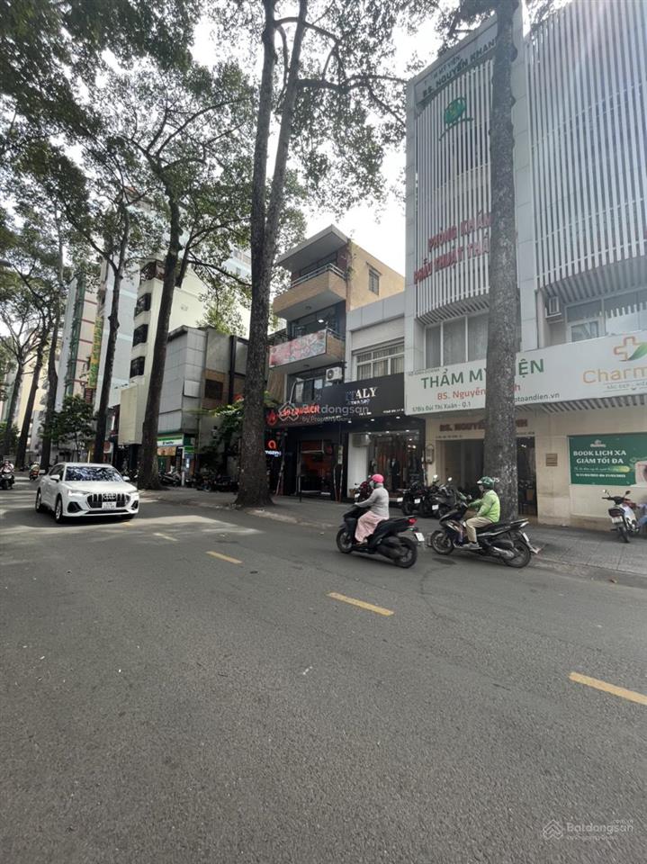 Cần bán ks 8 tầng, quy mô 22 phòng, vị trí mt đường cống quỳnh. giá 42 tỷ