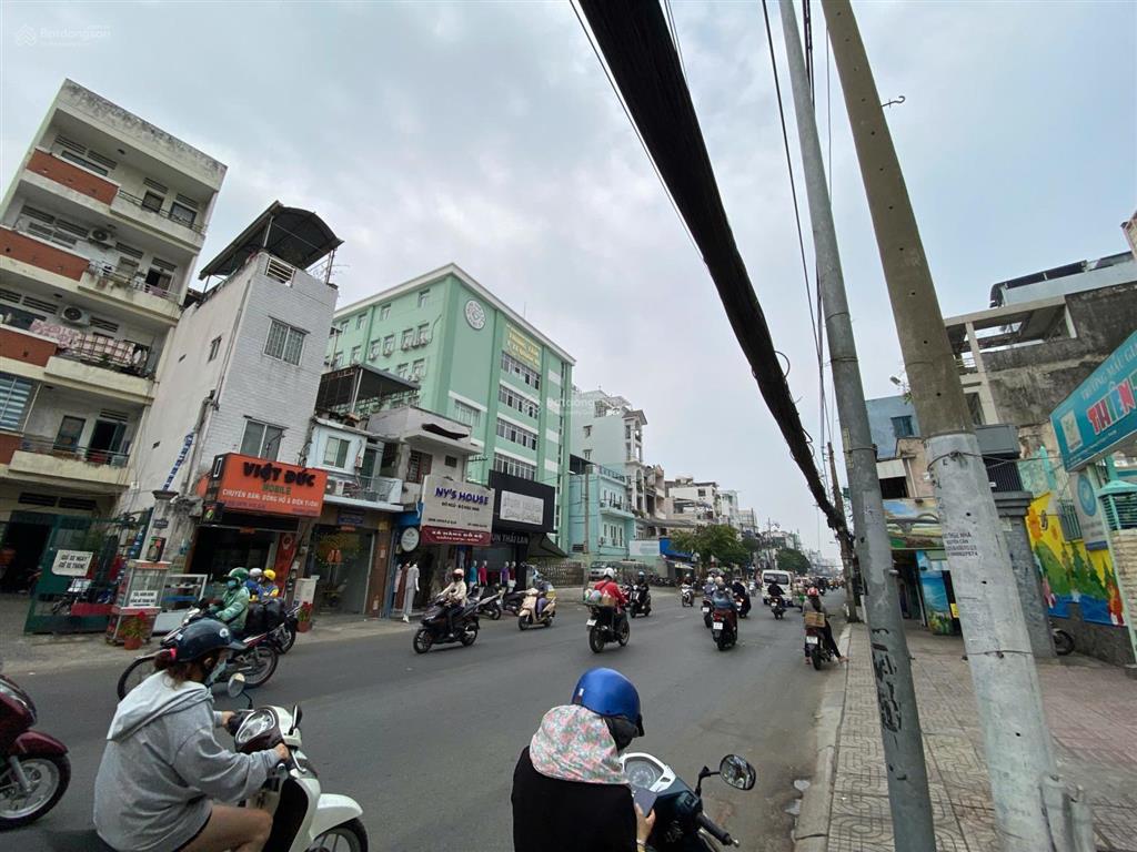 Tòa nhà 120 phòng mt khu tên lửa, quận tân phú, dtsd ~3000m2. hđt 300tr/1th