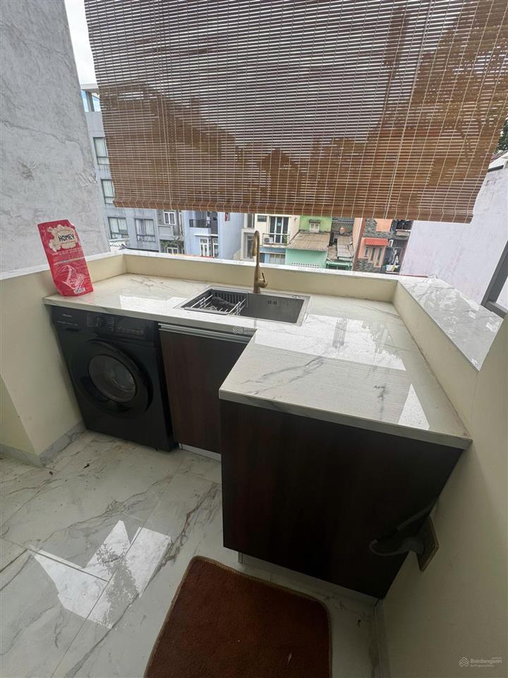 Bán nhà hẻm 320 trần bình trọng, cn 120m2 đất. xd 5 tầng, 10 phòng. giá 18 tỷ tl