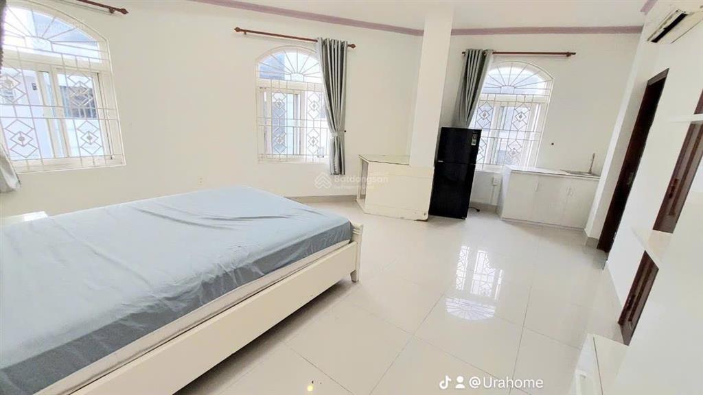 Bán chdv gồm 36 phòng, góc 2 mt khu trung sơn. dt 9x20m, hầm 6 tầng. giá chỉ nhỉnh 38 tỷ