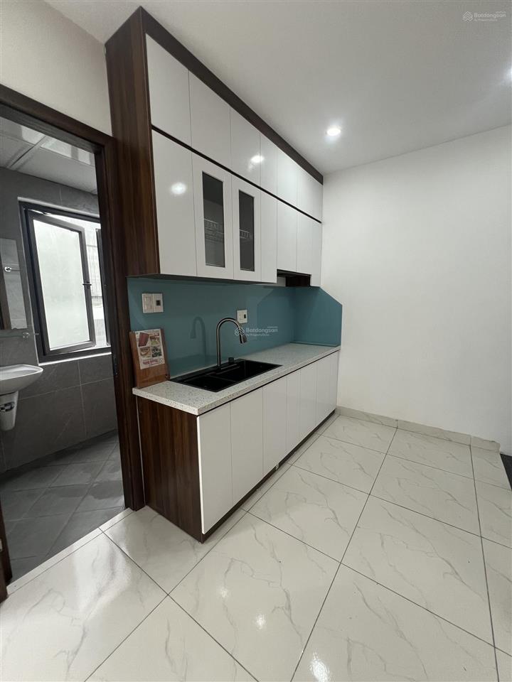 Cần bán nhà tây hồ 38m, 7 tầng thang máy, view hồ tây
