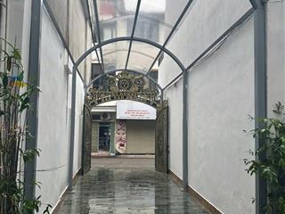 Cần bán nhà văn chương 35m, 7 tầng, thang máy, ô tô đỗ cửa