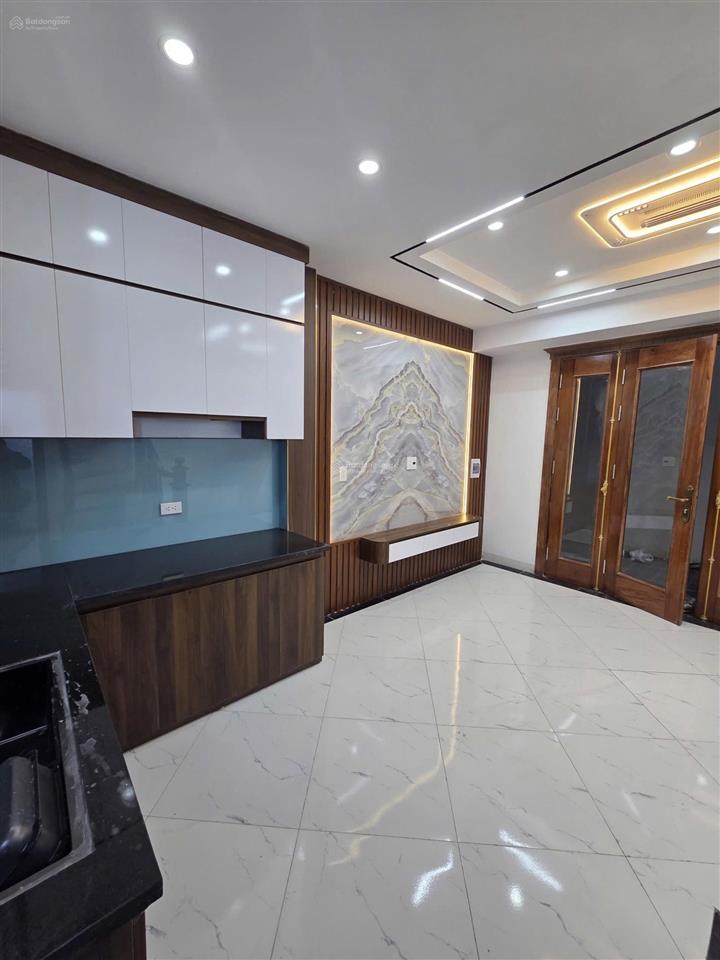 Bán nhà lê đức thọ, 30m xây mới 5 tầng có thang máy