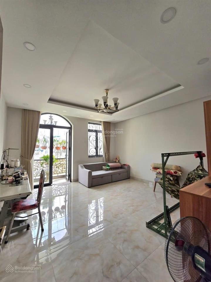 Nhà đẹp  4 tầng  man thiện  10 tỷ