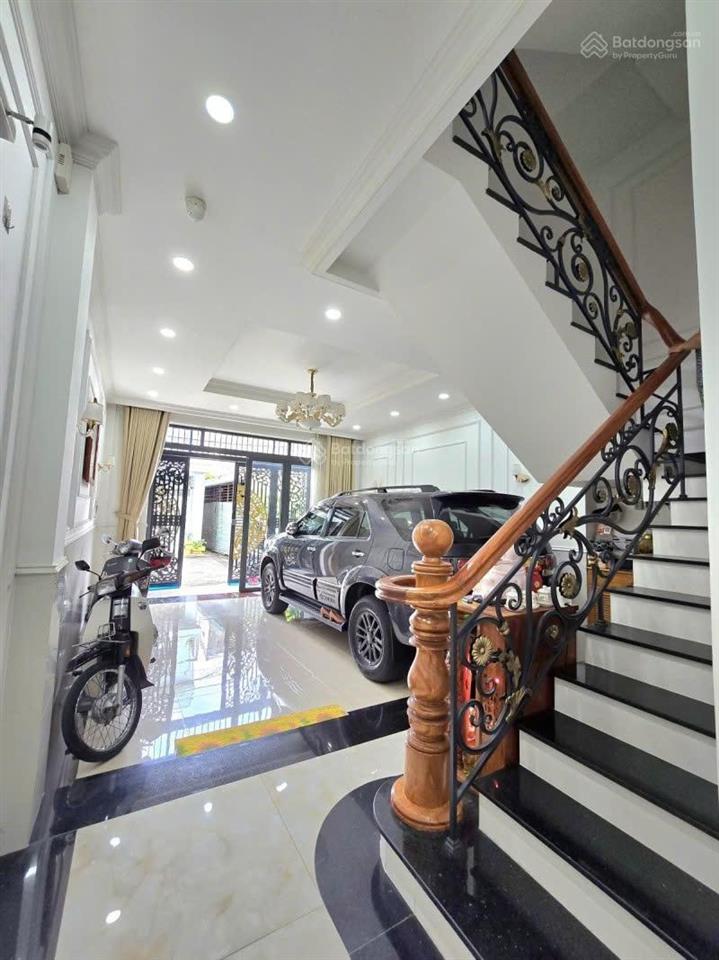 Nhà đẹp  4 tầng  man thiện  10 tỷ