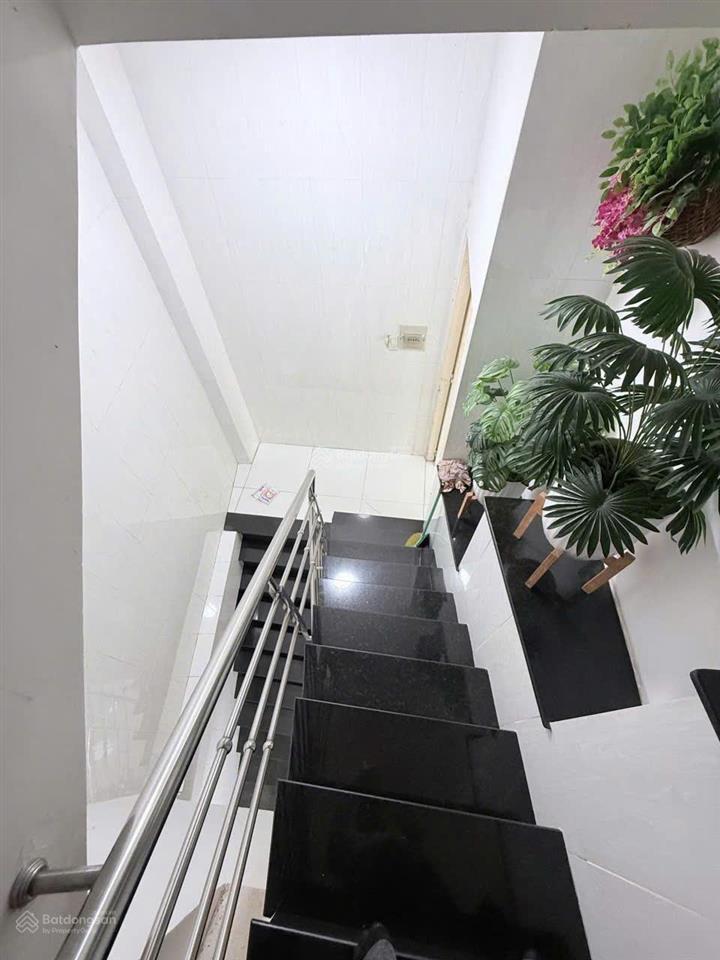3 tầng  hẻm xe hơi  bình chiểu  nhỉnh 3 tỷ