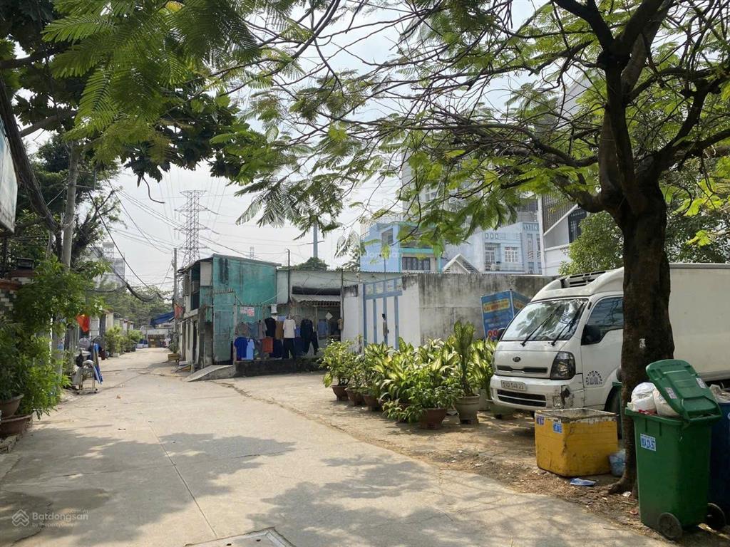 2 tầng  hẻm xe hơi  trường thọ  chỉ hơn 3 tỷ  hàng hiếm
