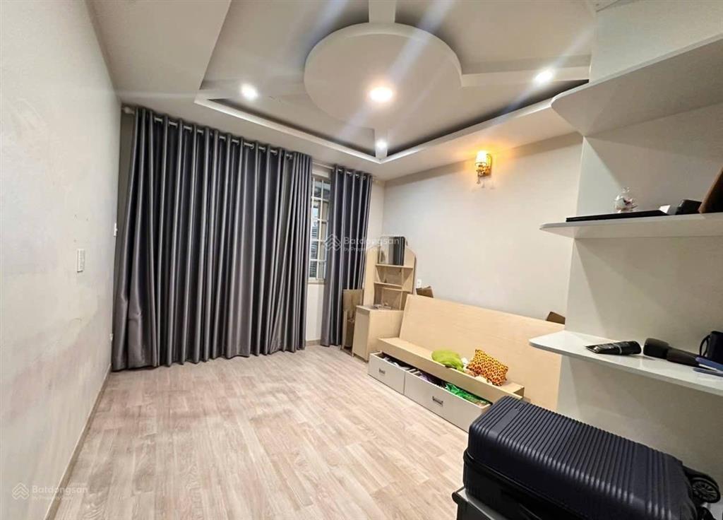 Hàng hiếm  2 tầng linh xuân  2 mặt hẻm xe hơi  nhỉnh 4 tỷ