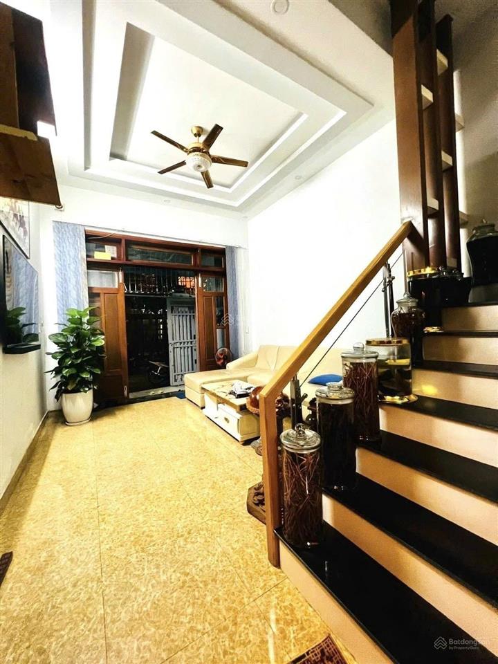 Nhà đẹp  3 tầng  hiệp phú  hẻm xe hơi  chỉ hơn 6 tỷ