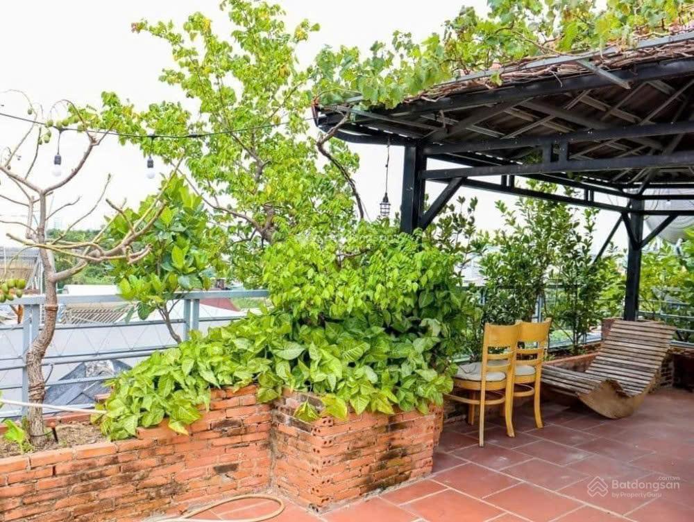 Nhà đẹp  5 tầng  sát chợ hiệp bình  chỉ hơn 7 tỷ