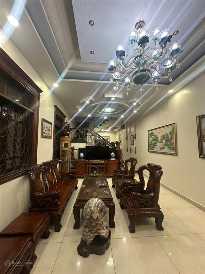 Siêu phẩm nhà đẹp  3 tầng  nguyễn duy trinh  173m2  chỉ 25 tỷ tlcc