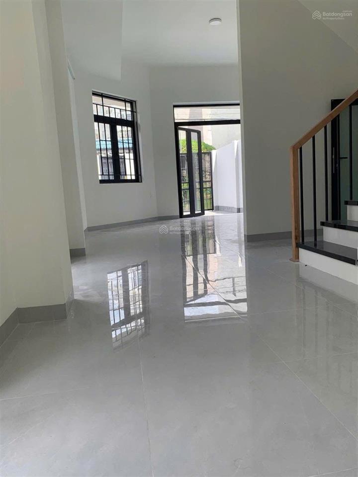 Bán nhà mặt tiền đường số  long trường tp thủ đức  ngộp  giá tốt  3 tầng hoàn công