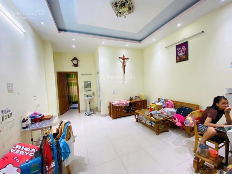 Mặt tiền  phước long b  3 tầng chỉ hơn 9 tỷ bán gấp