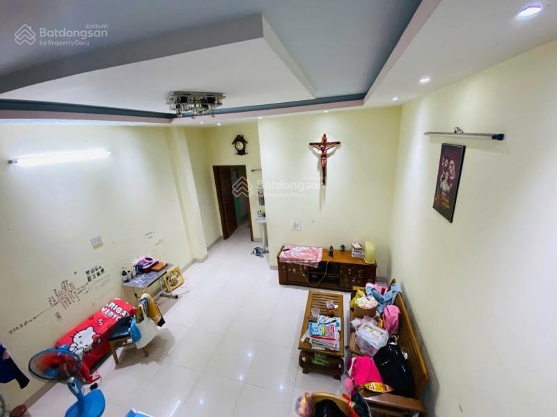 Mặt tiền  phước long b  3 tầng chỉ hơn 9 tỷ bán gấp