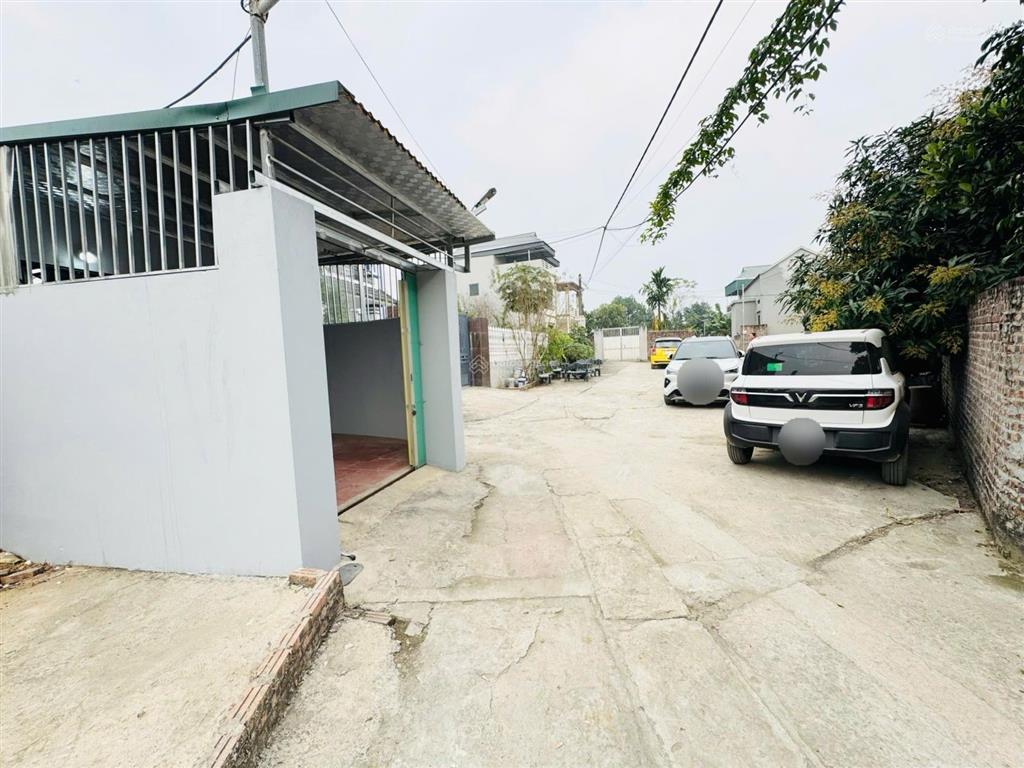 Bán gấp cuối năm căn góc 76m2 sẵn nhà ở ngay  giá chỉ 3.6 tỷ  nội thất cơ bản  tân xã  hòa lạc